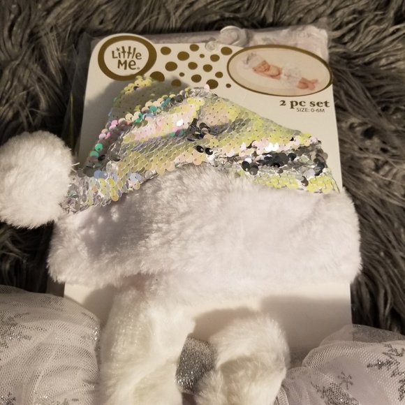 SOLD 0-6 Months White SequinChristmas Hat & Tutu - Picture 2 of 4